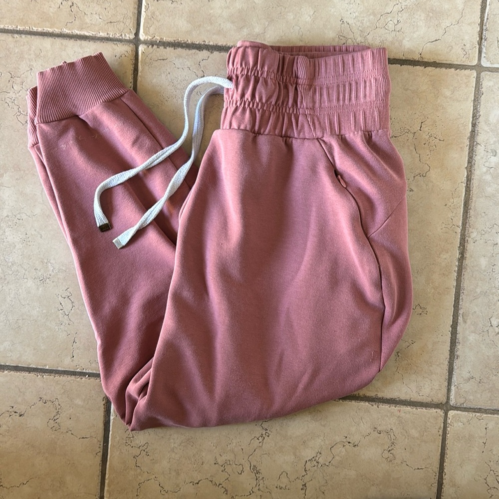 Whitney Simmons V1 jogger